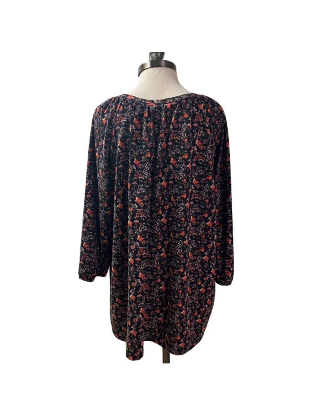 Denim & Co Top Coral Black Floral Soft Stretch Knit Plus SZ 1X Cottagecore